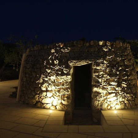 I Caseddhi Di Santo E Toto Torre Suda Exterior foto